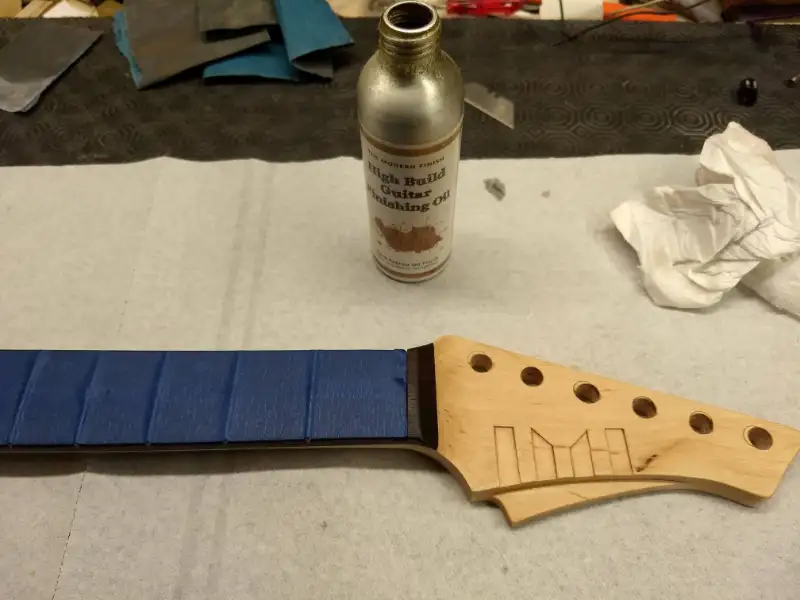 headstock read